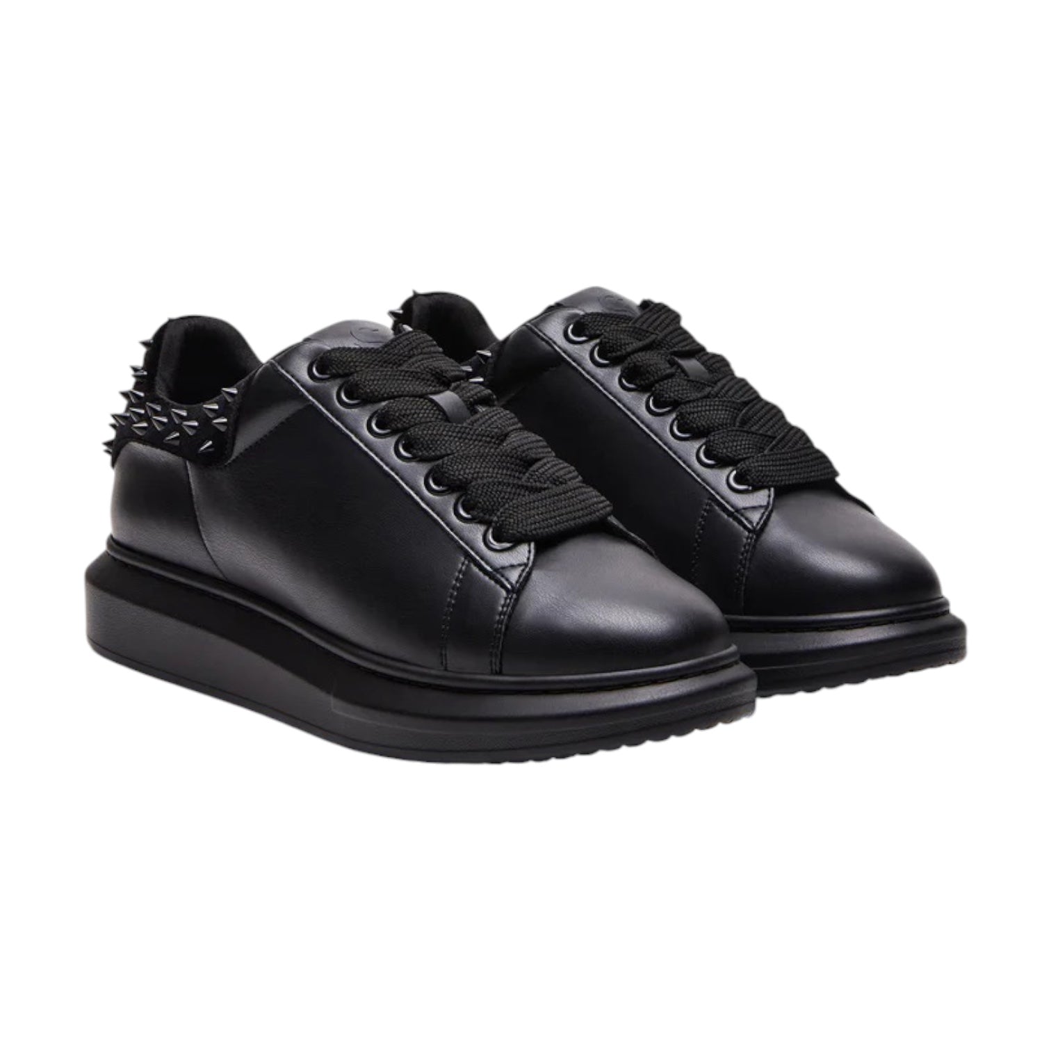 STEVE MADDEN: Frosting Sneakers